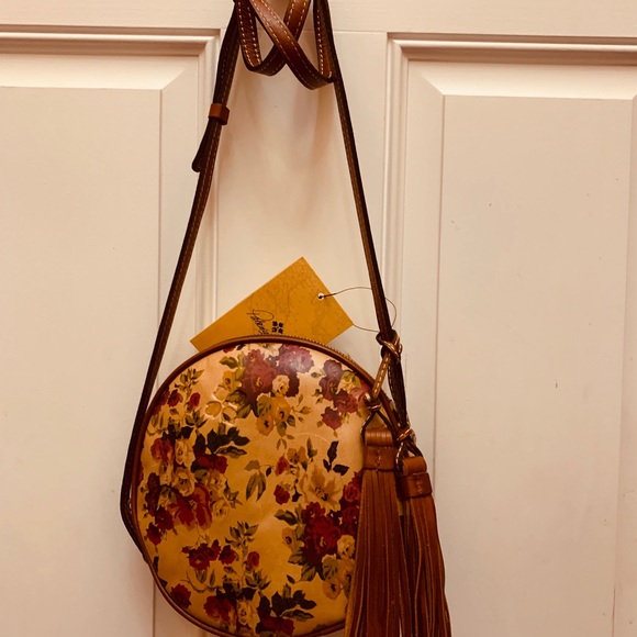 Patricia Nash Antique Rose Scafati Crossbody - Picture 5 of 6